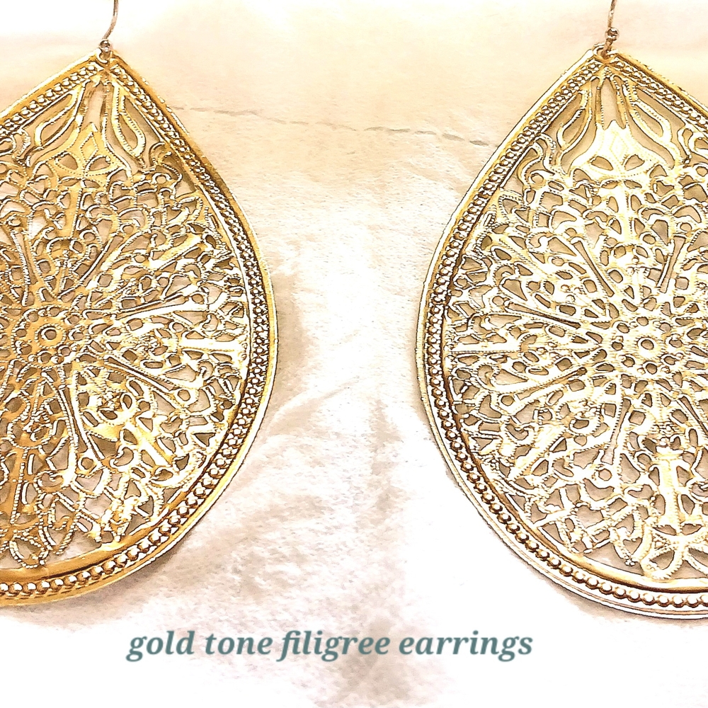 Gold Teardrop Filigree Earrings with Ornate Design